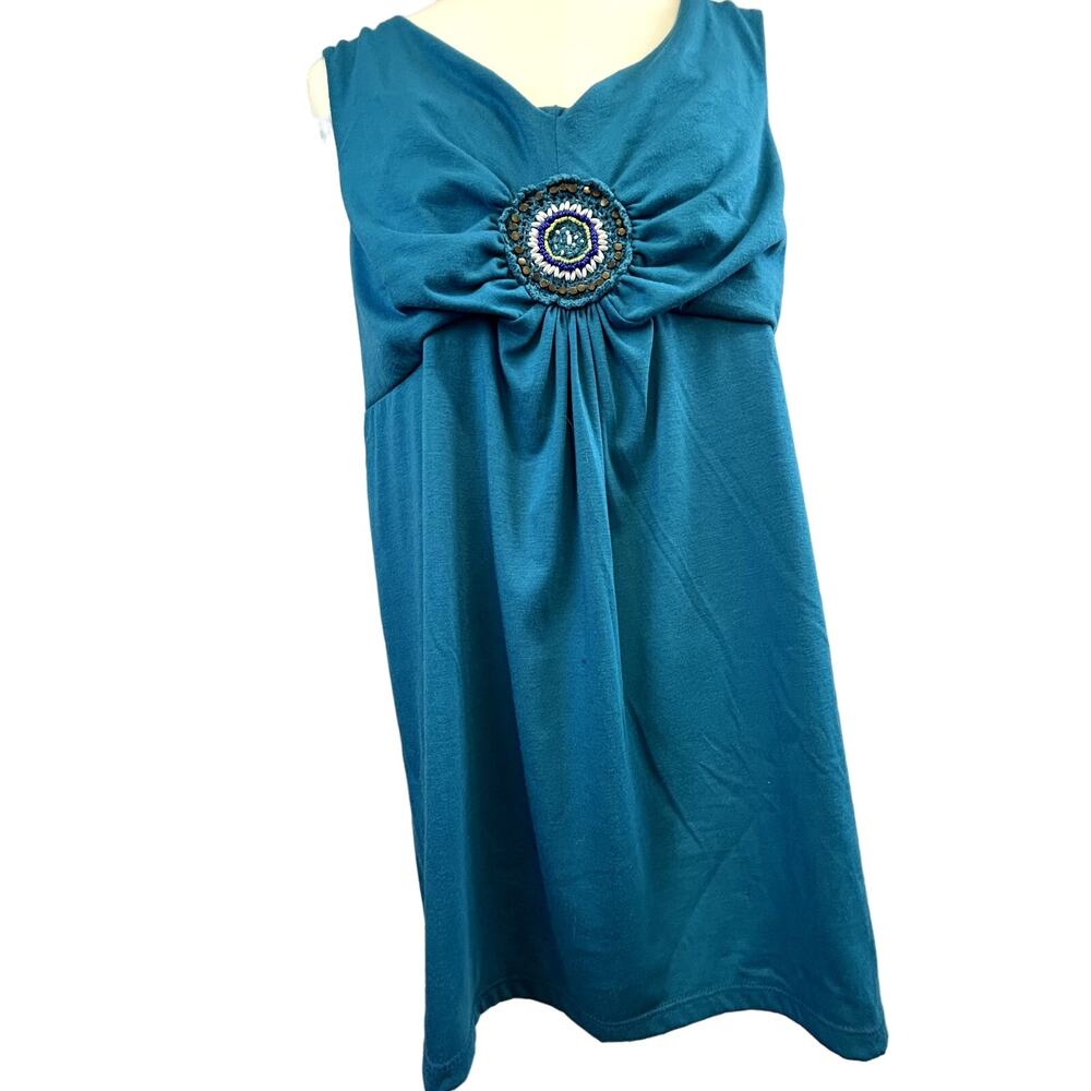 SKU2667 Just My Size (JMS) Women's Teal Sleeveless Blouse with Beaded & Crochet